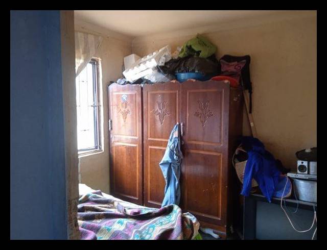 2 BEDROOM HOUSE FOR SALE IN BRACKENHAM